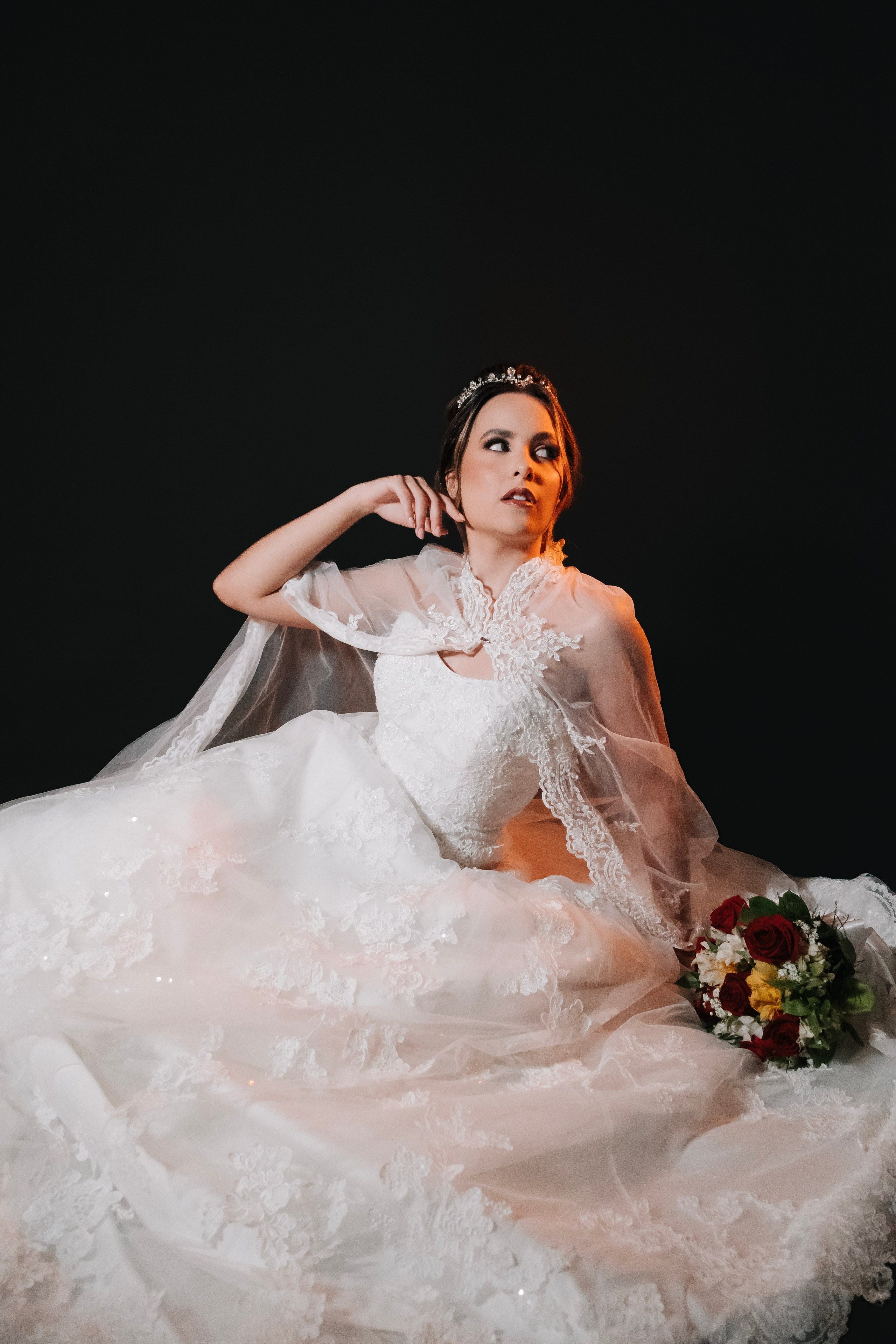 Sessão de Fotos de Noiva / Estilo Moda para Noivas