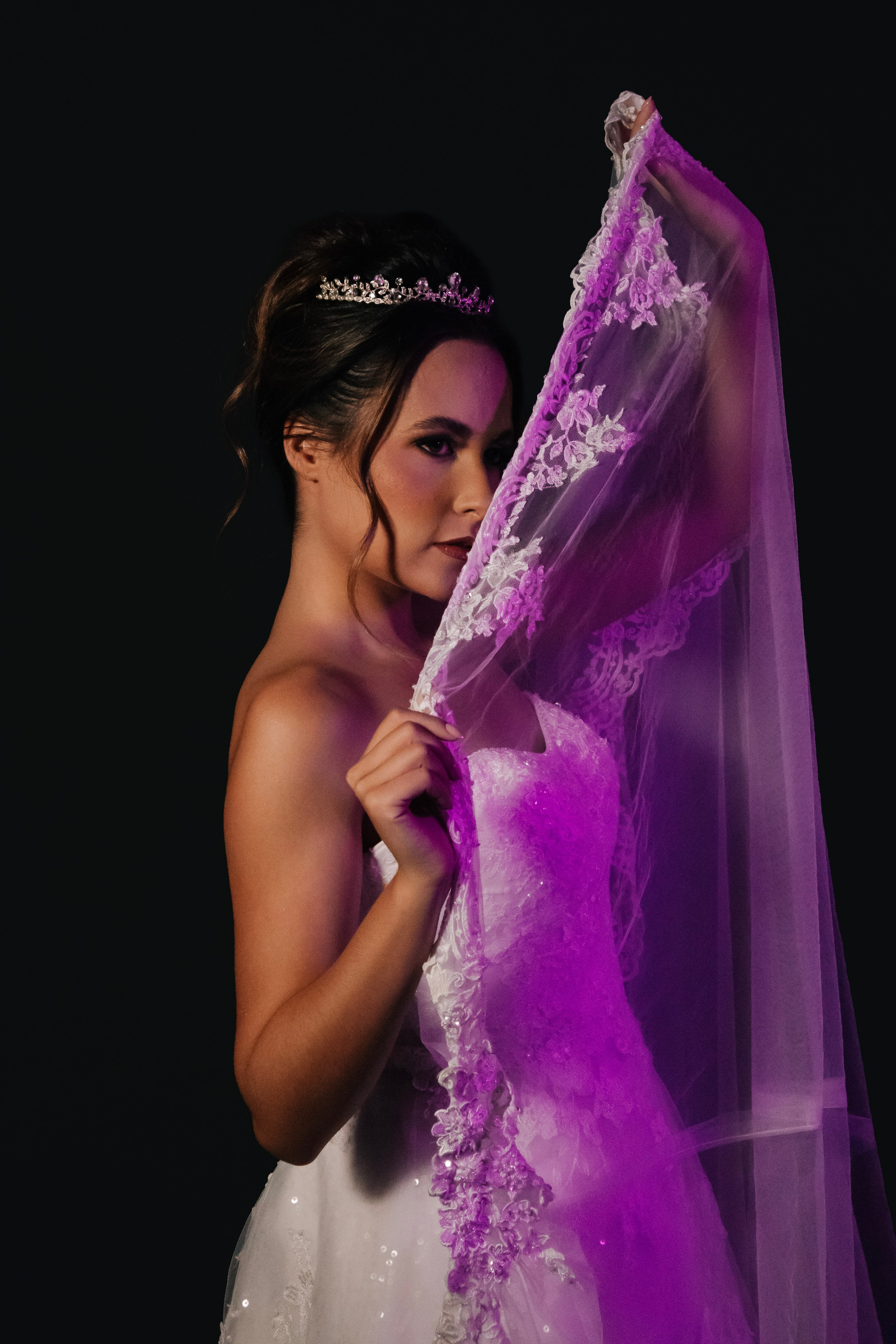 Sessão de Fotos de Noiva / Estilo Moda para Noivas