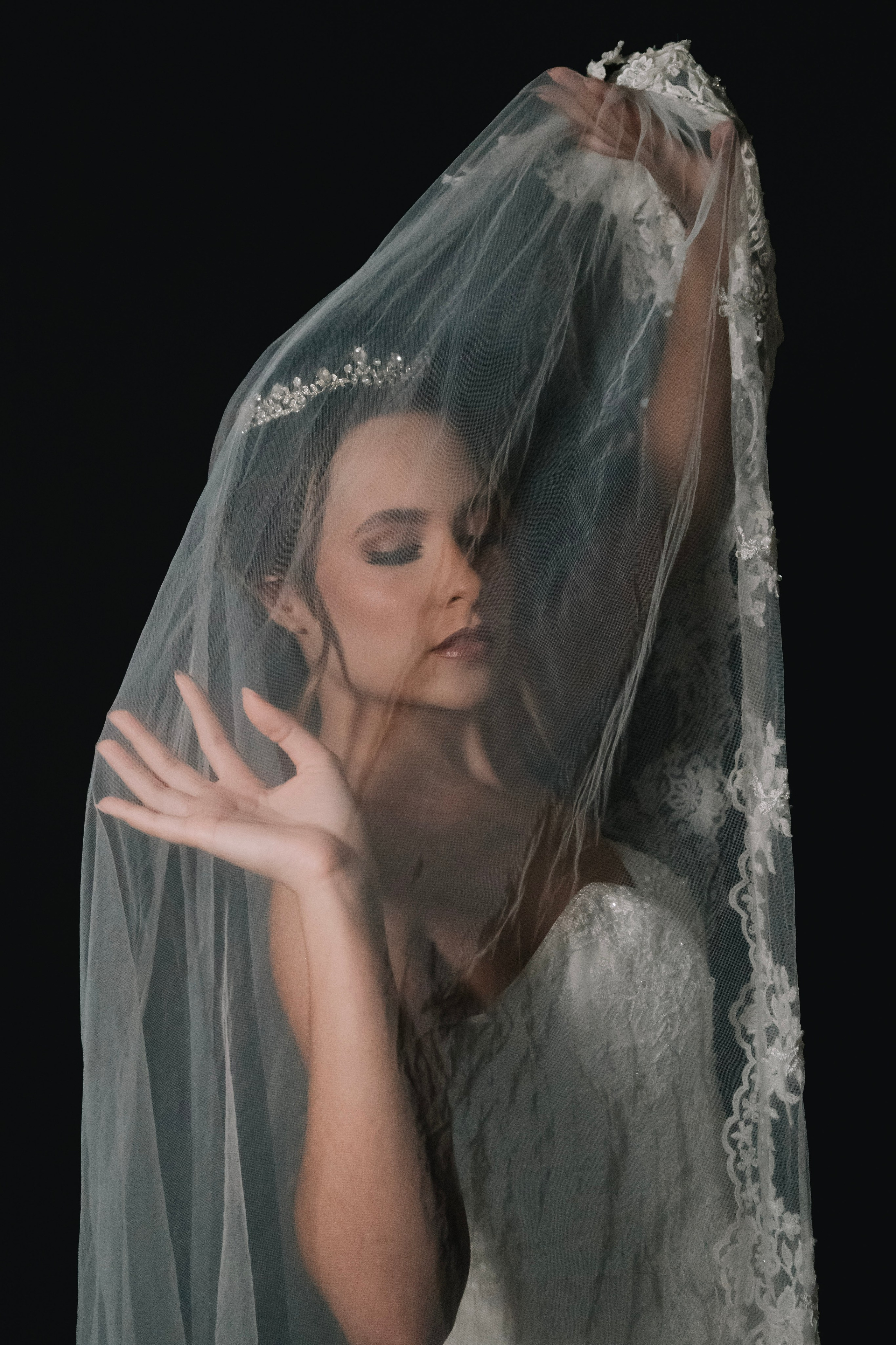 Sessão de Fotos de Noiva / Estilo Moda para Noivas