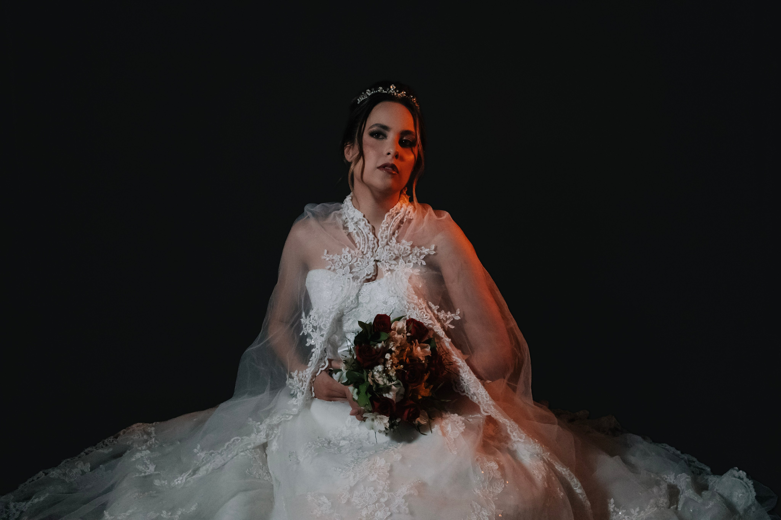 Sessão de Fotos de Noiva / Estilo Moda para Noivas