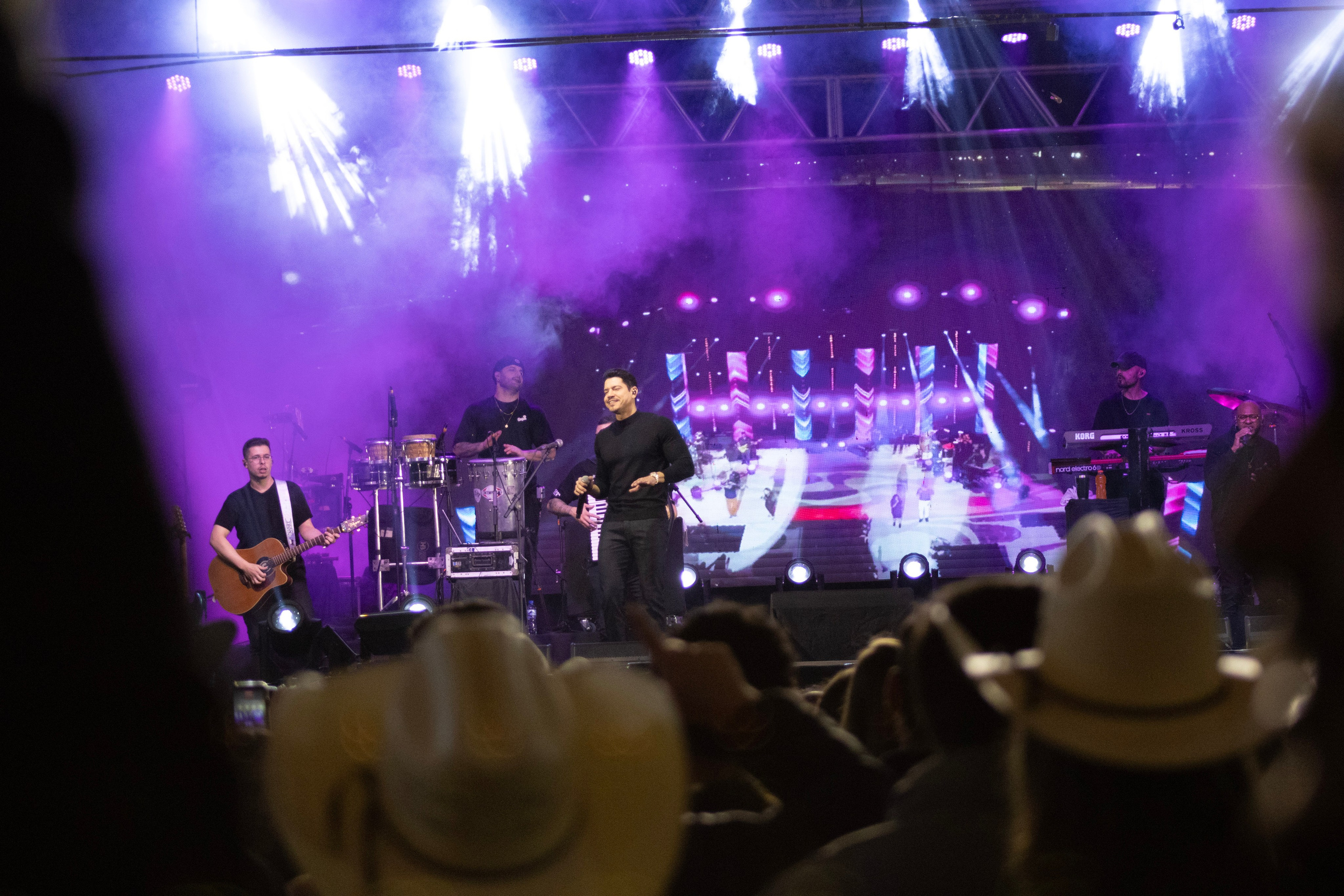 Show Henrique e Diego. Gui Sant — Fotografo profissional