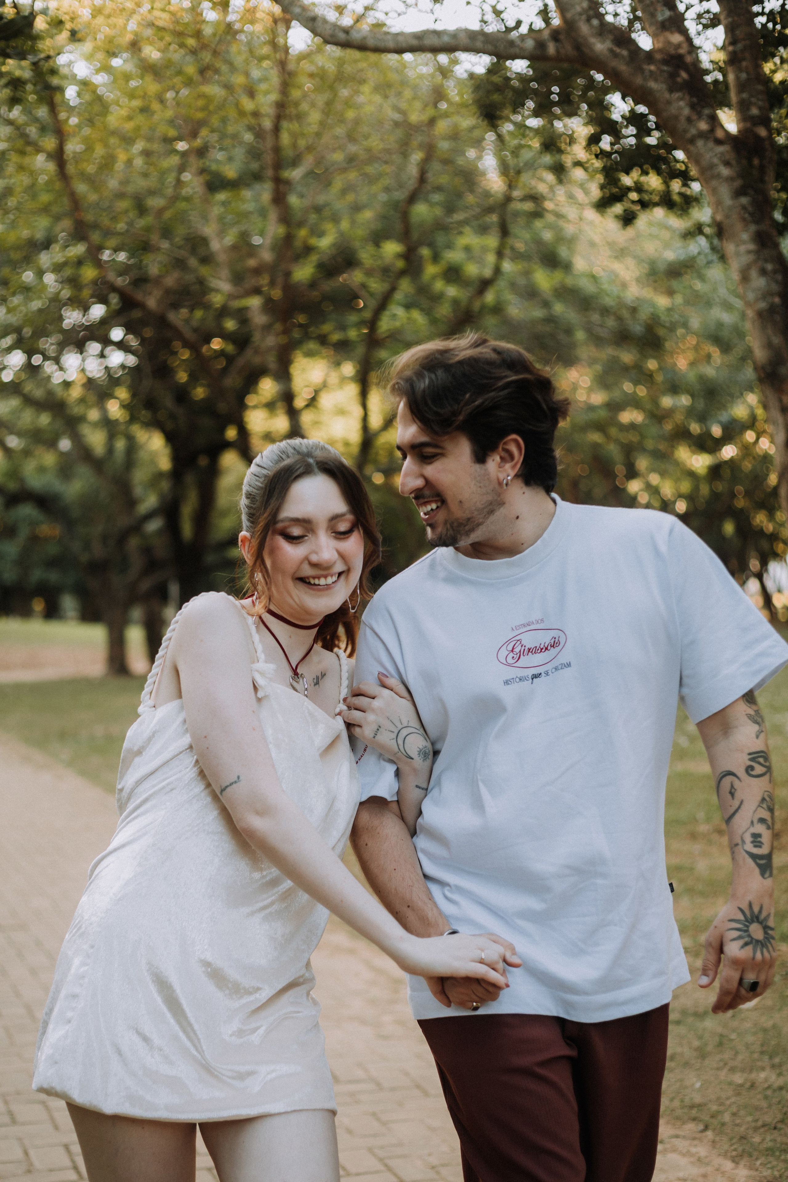 Ensaio de casal realizado no Parque da Pampulha, em Belo Horizonte/Minas Gerais.