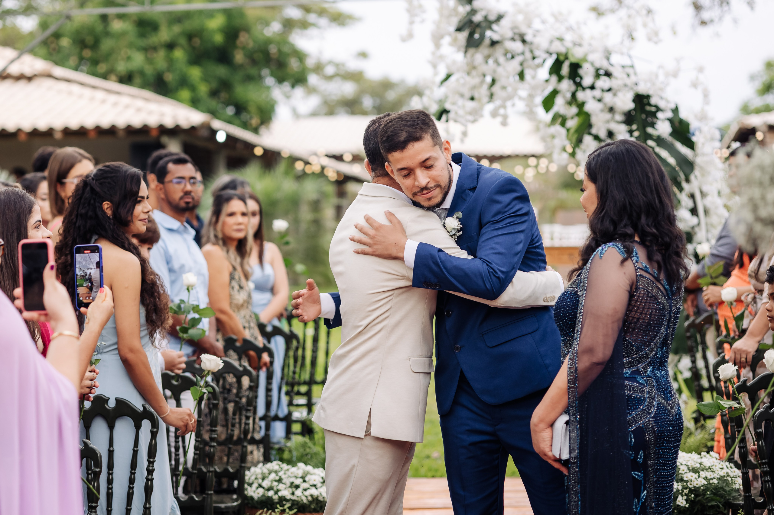 Britany e Rodrigo. Fotografia de casamento, Gestante e 15 anos| Montes Claros/MG