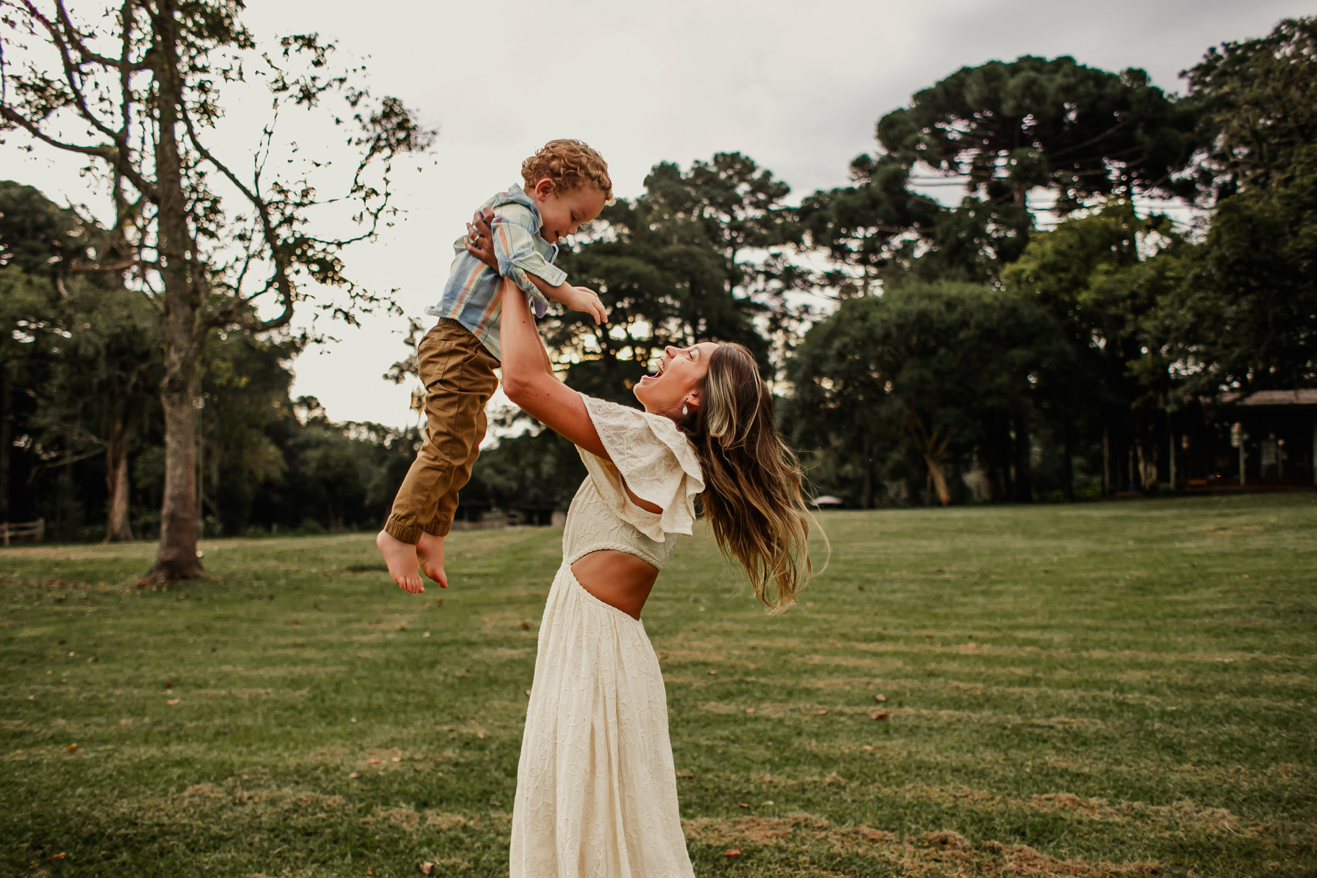 Mamães. Lumiere Filmes e Fotos