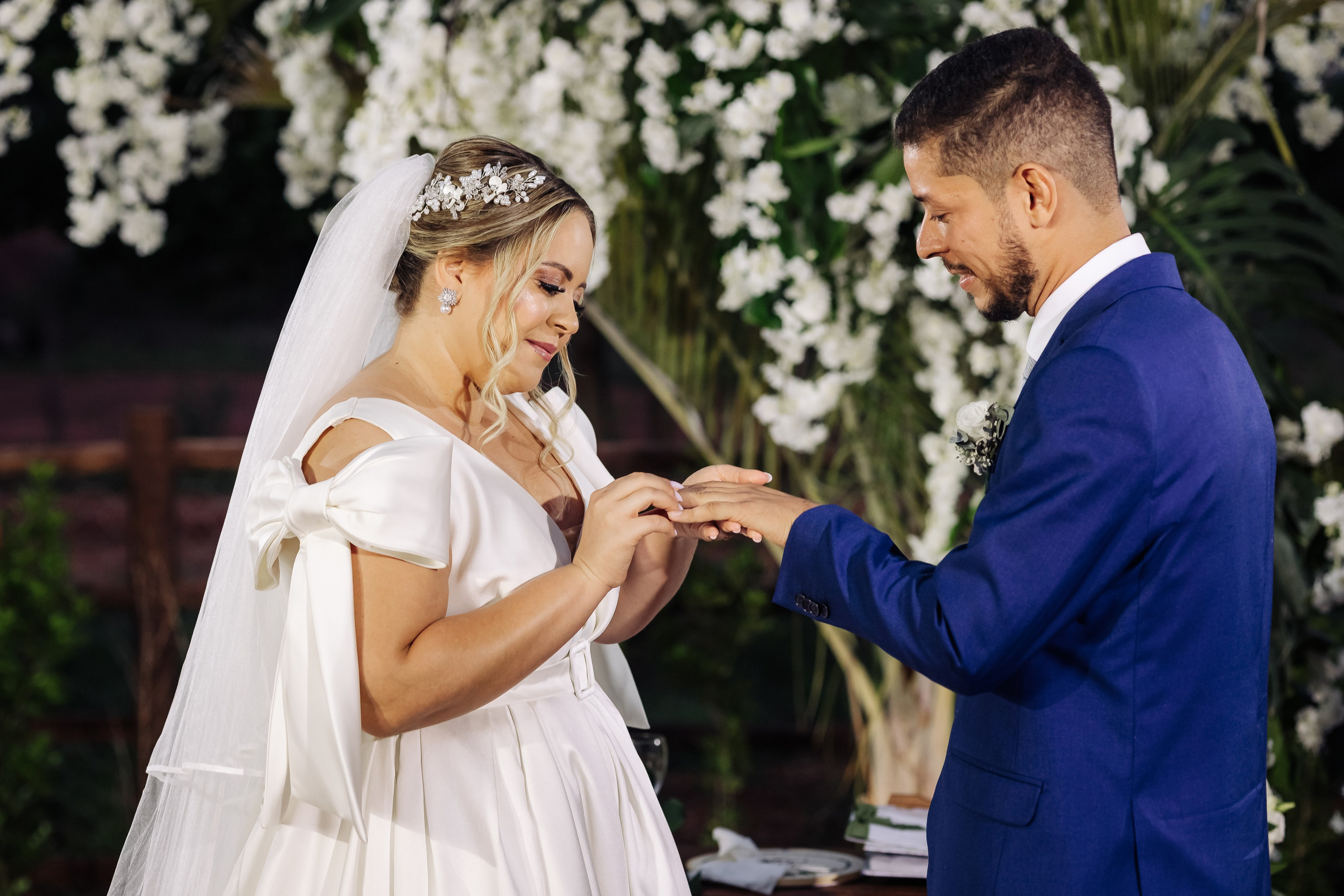 Britany e Rodrigo. Fotografia de casamento, Gestante e 15 anos| Montes Claros/MG