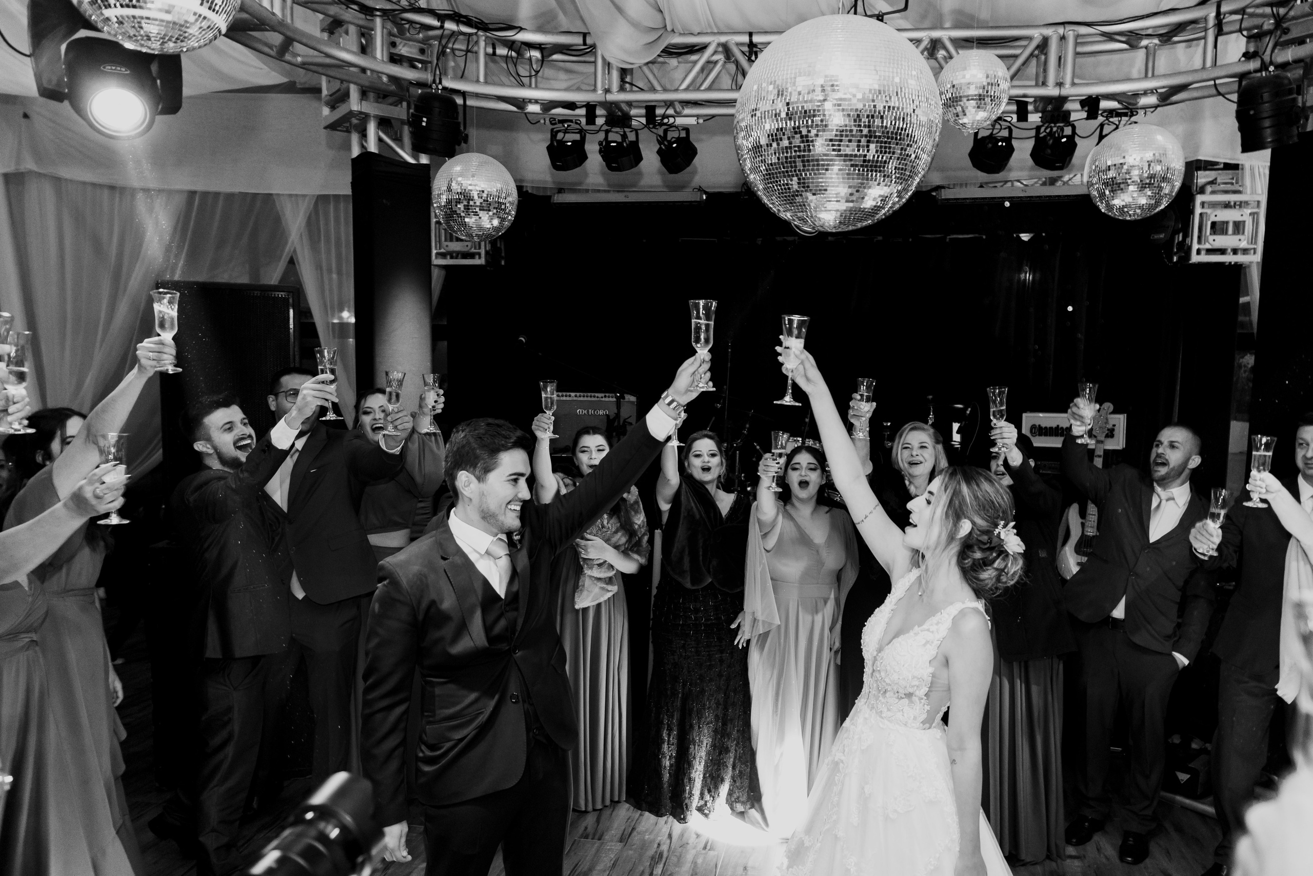 Vitoria e Guilherme. Amare Fotografia de Casamento