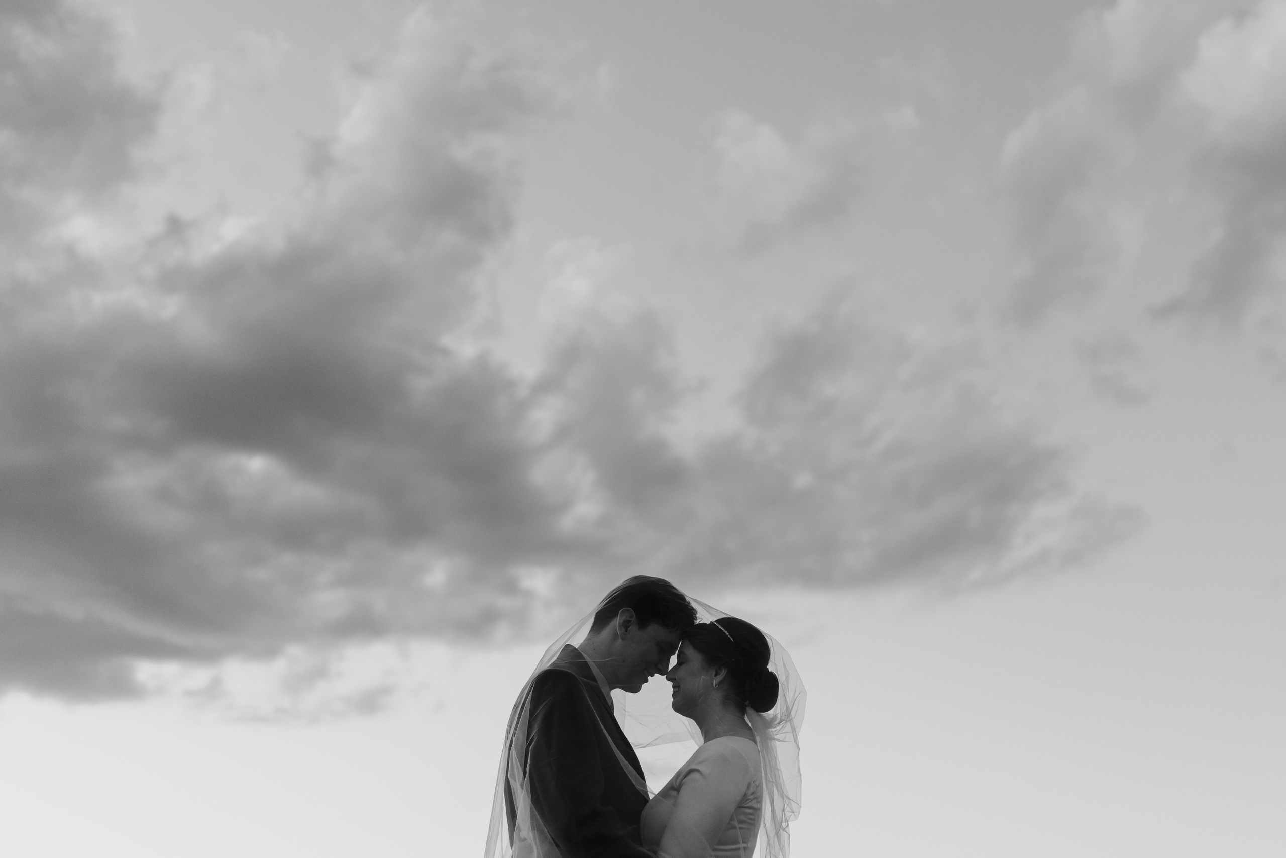 Maria e Thiago. Amare Fotografia de Casamento