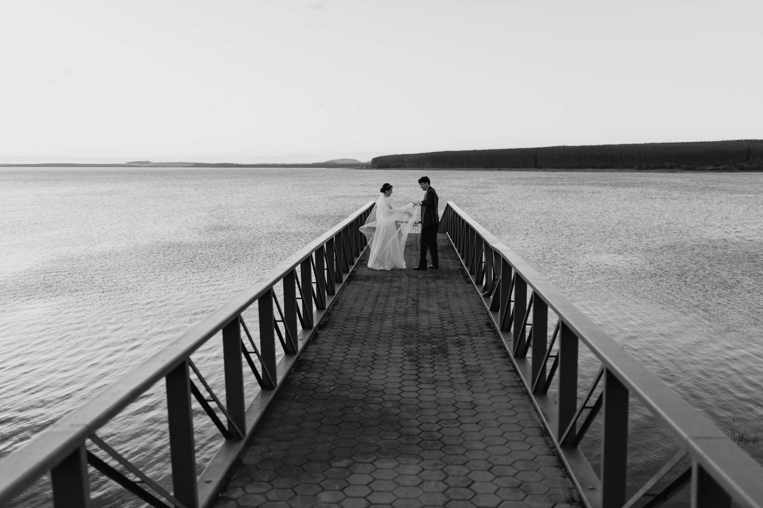 Maria e Thiago. Amare Fotografia de Casamento