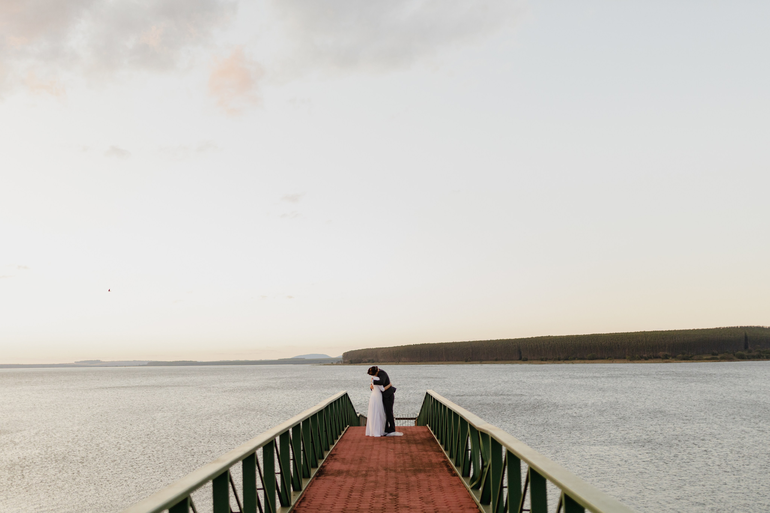 Maria e Thiago. Amare Fotografia de Casamento