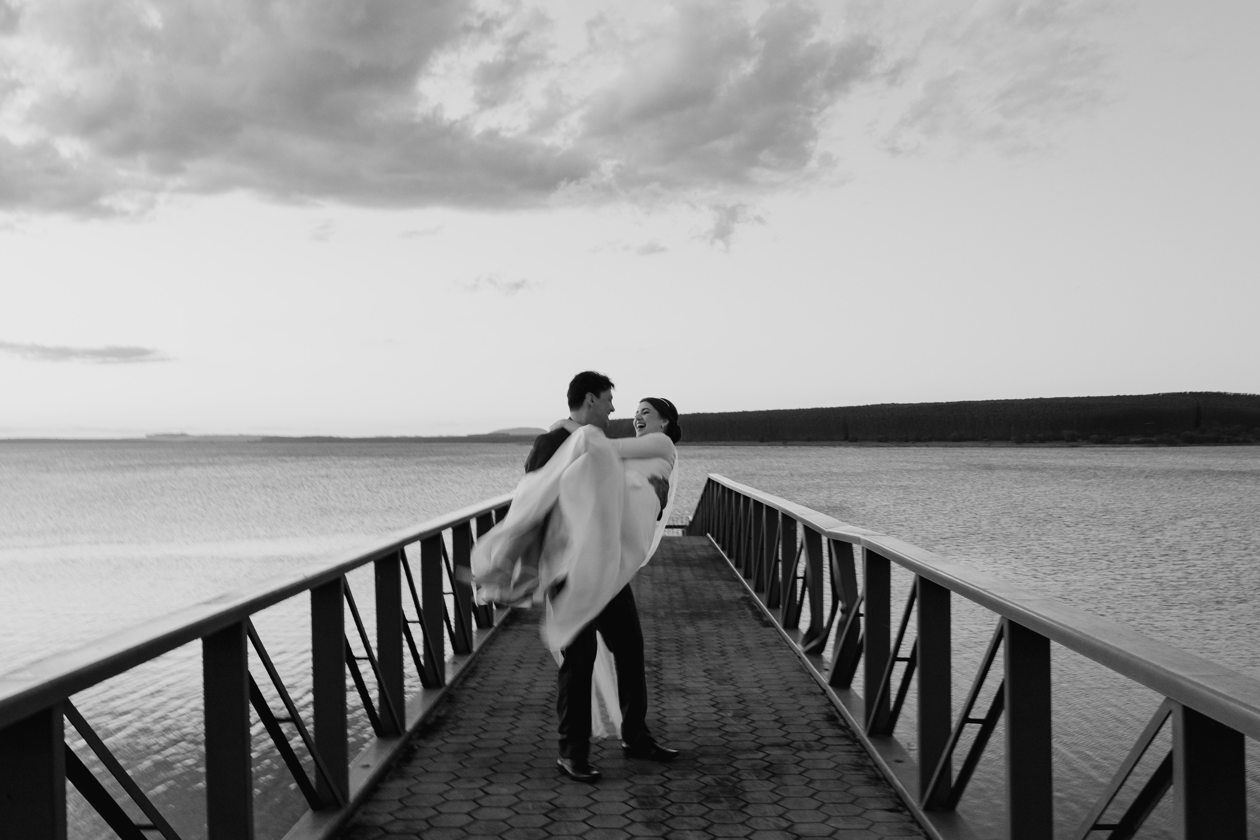 Maria e Thiago. Amare Fotografia de Casamento