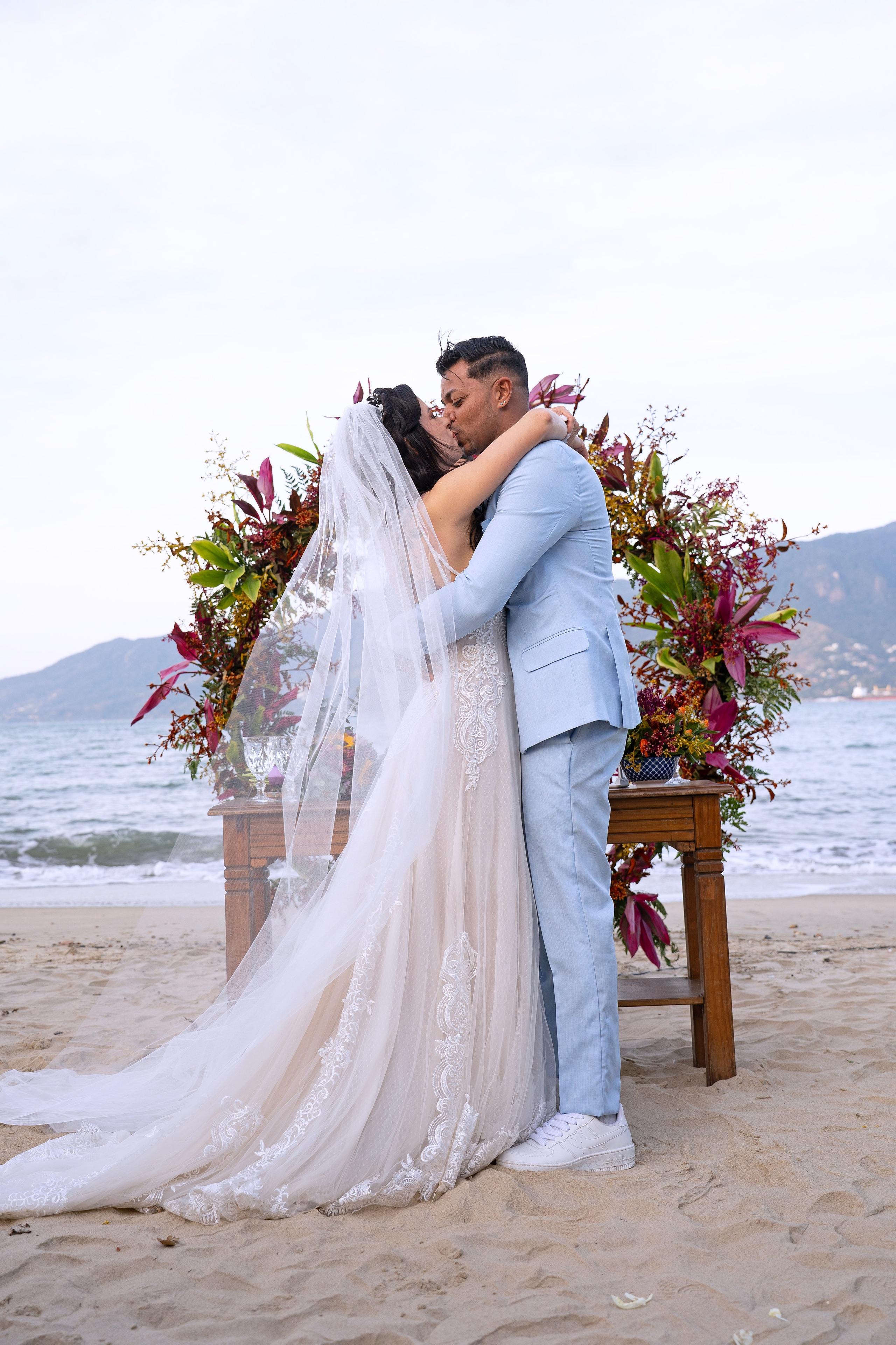 Anderson & Paula, Kazinha pé na areia, Caraguatatuba. Produtora Bride
