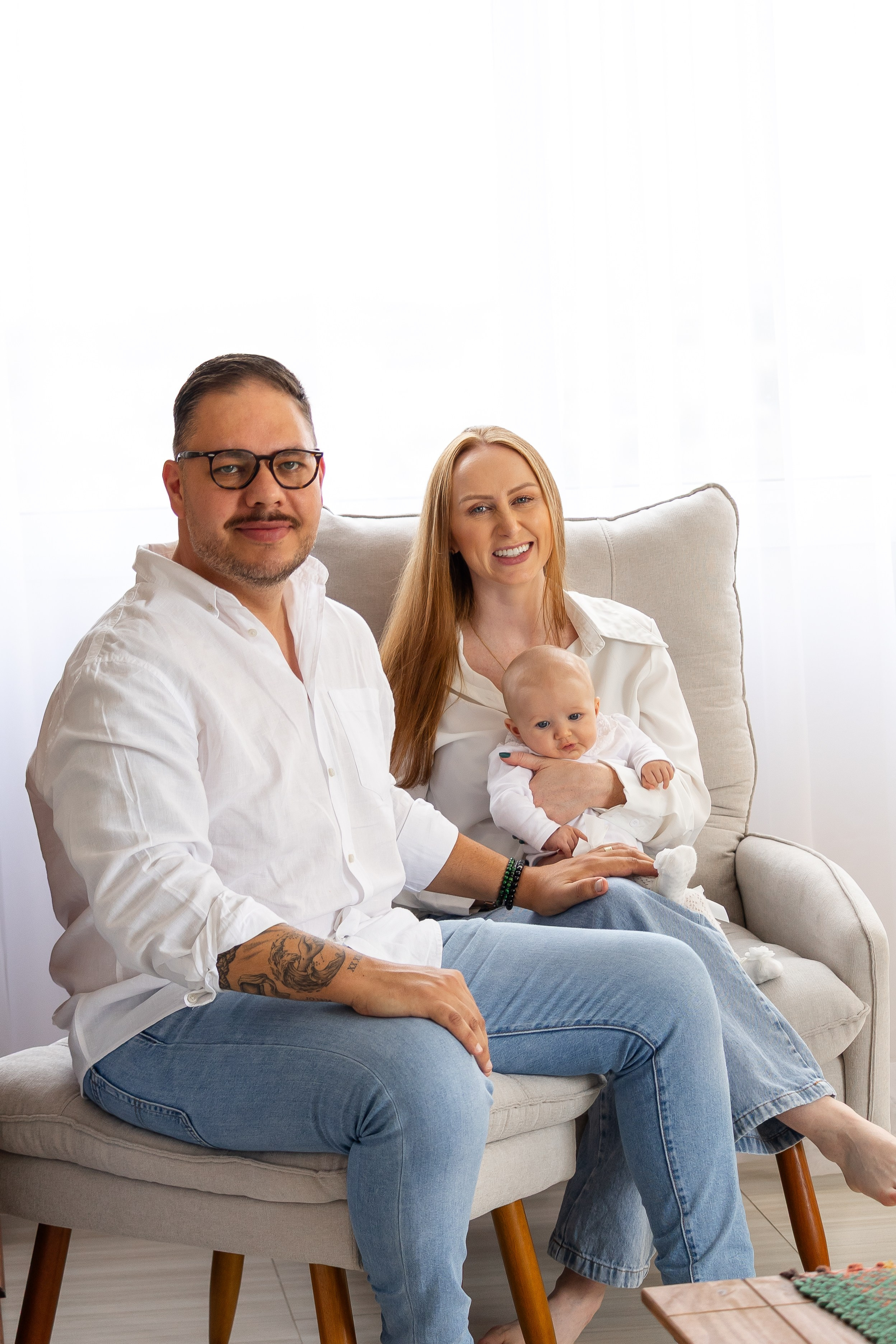 Maria Aurora (Familia). Lumiere Filmes e Fotos