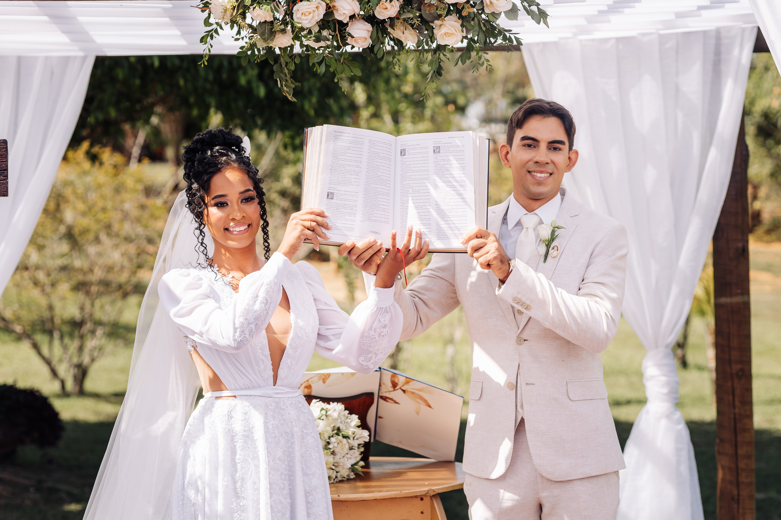 Kênia e Gabriel. Fotografia de casamento, Gestante e 15 anos| Montes Claros/MG