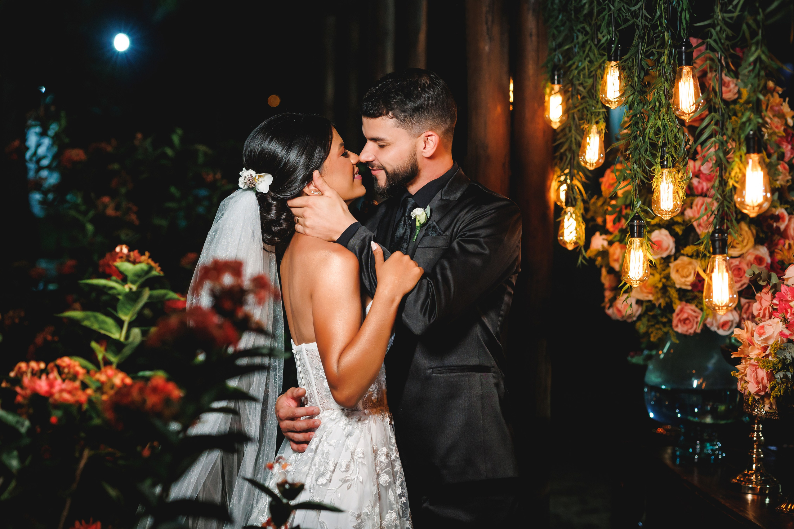 Milky e Cairan. Fotografia de casamento, Gestante e 15 anos| Montes Claros/MG