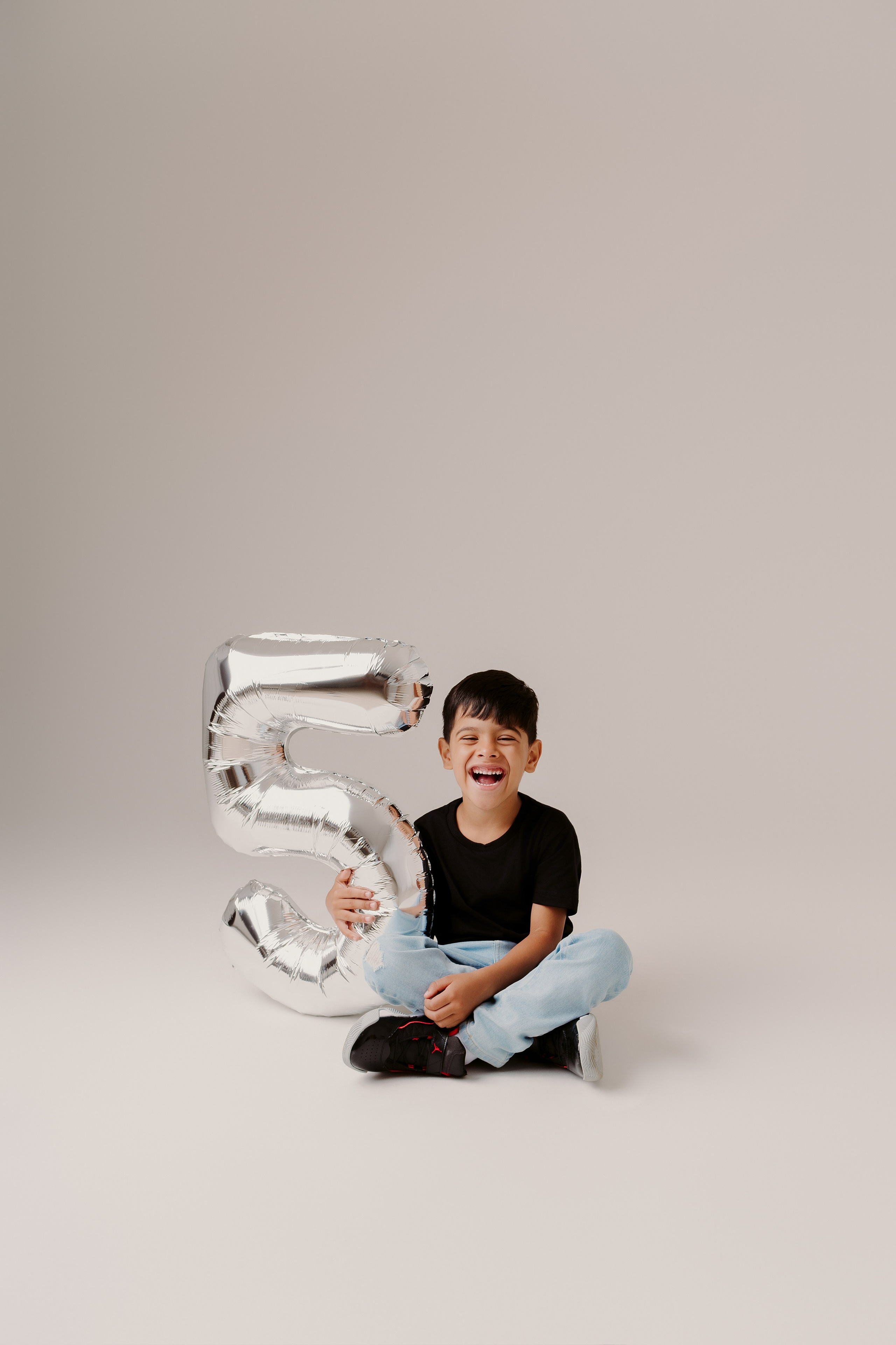 Ensaio de aniversário 5 anos de Miguel | Fotografia Infantil em estúdio Vitória da Conquista. Estúdio Natani Fotografia