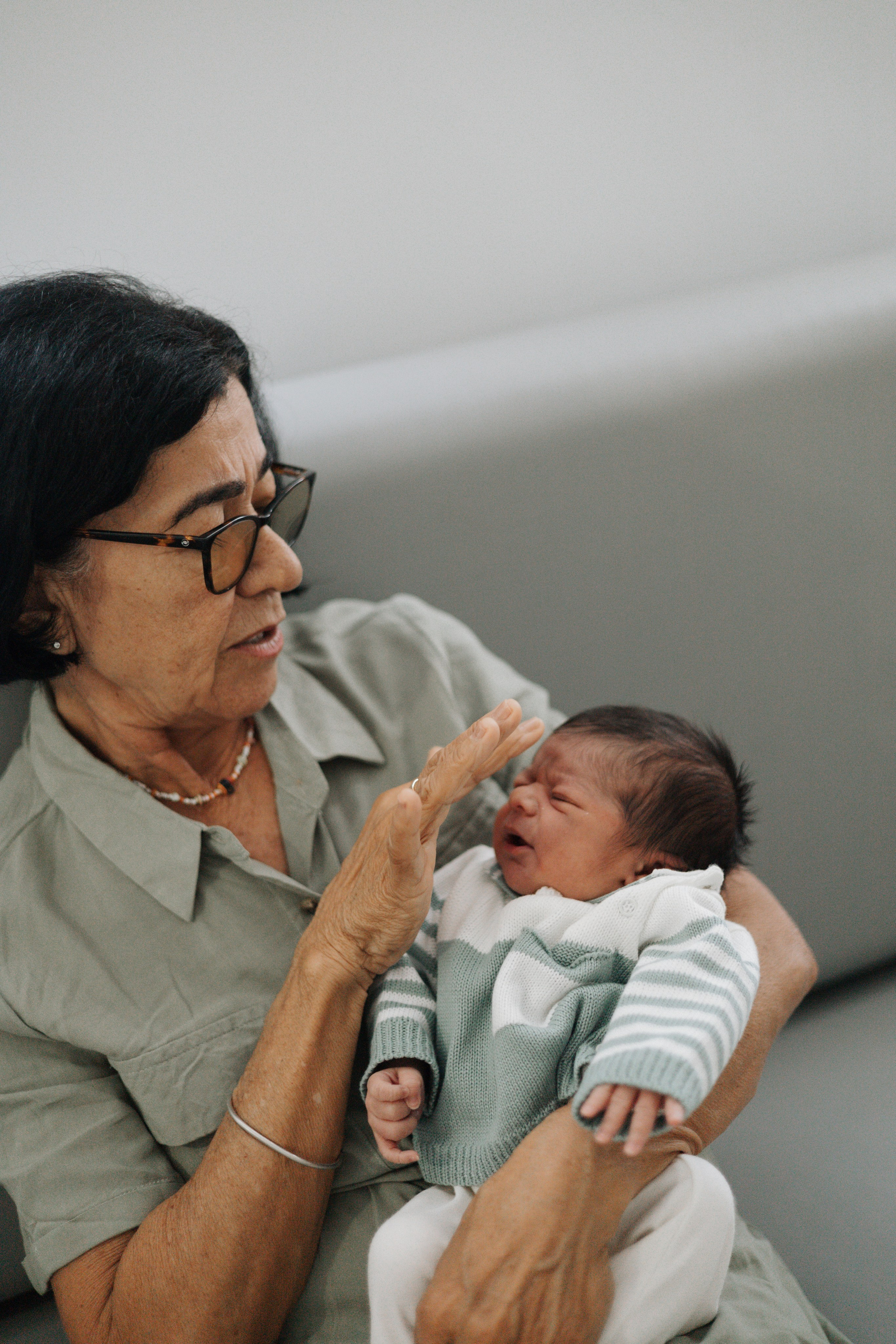 Nascimento Rael. Fotos e filme de partos & famílias