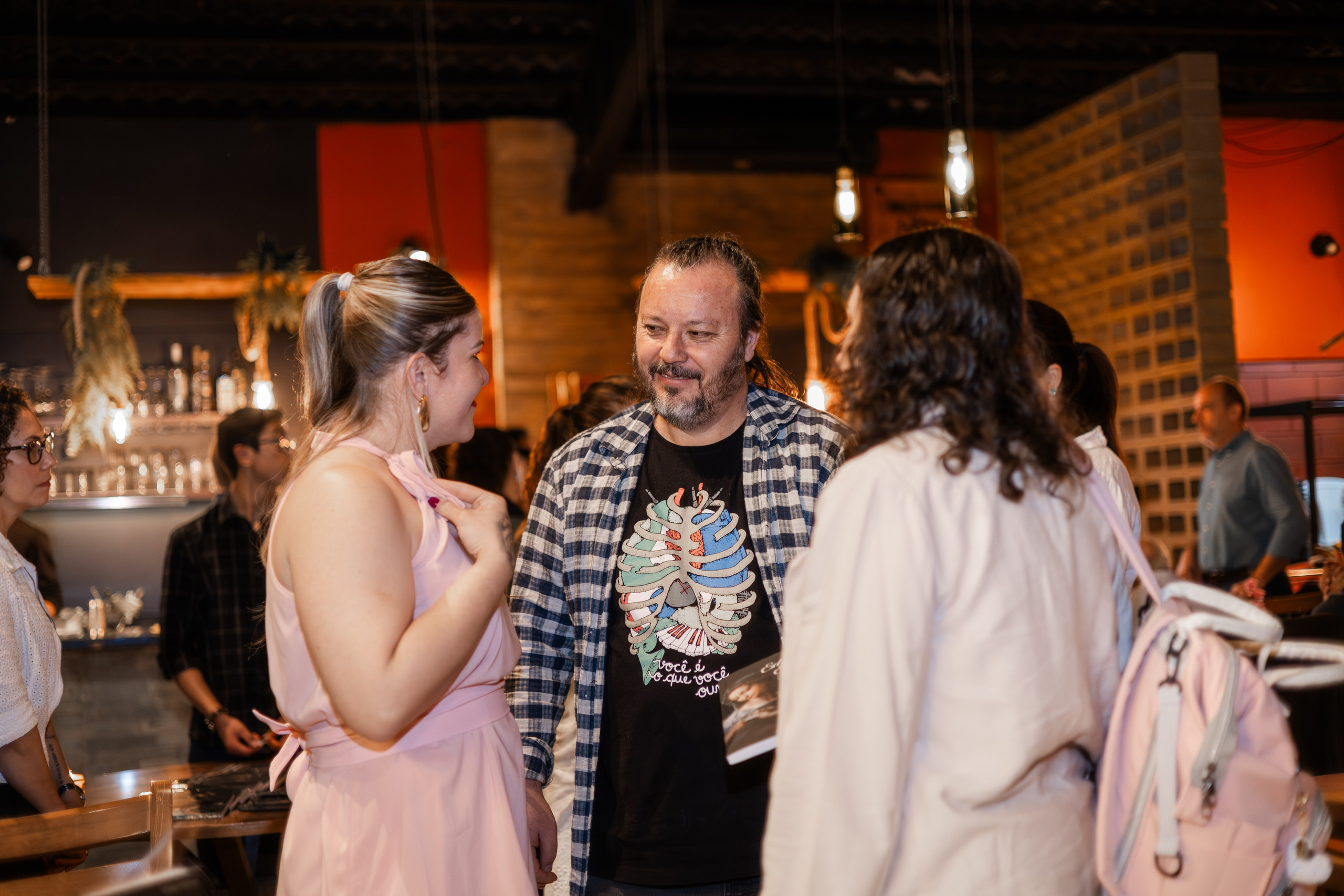 Lançamento de Livro Vivi Princival. Lumiere Filmes e Fotos