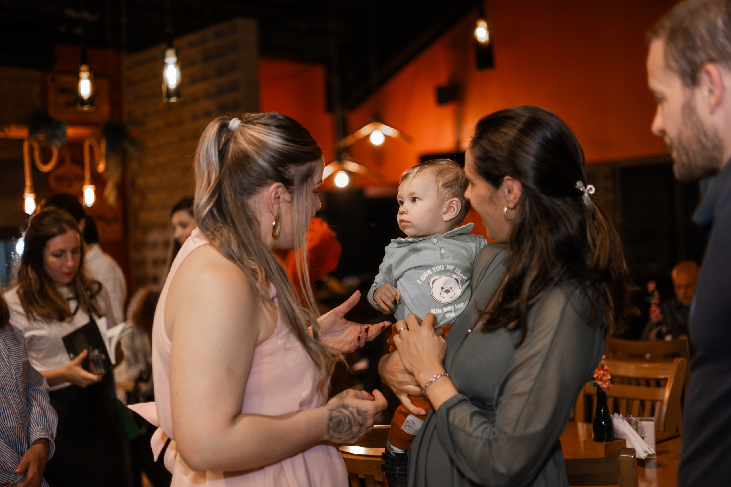 Lançamento de Livro Vivi Princival. Lumiere Filmes e Fotos