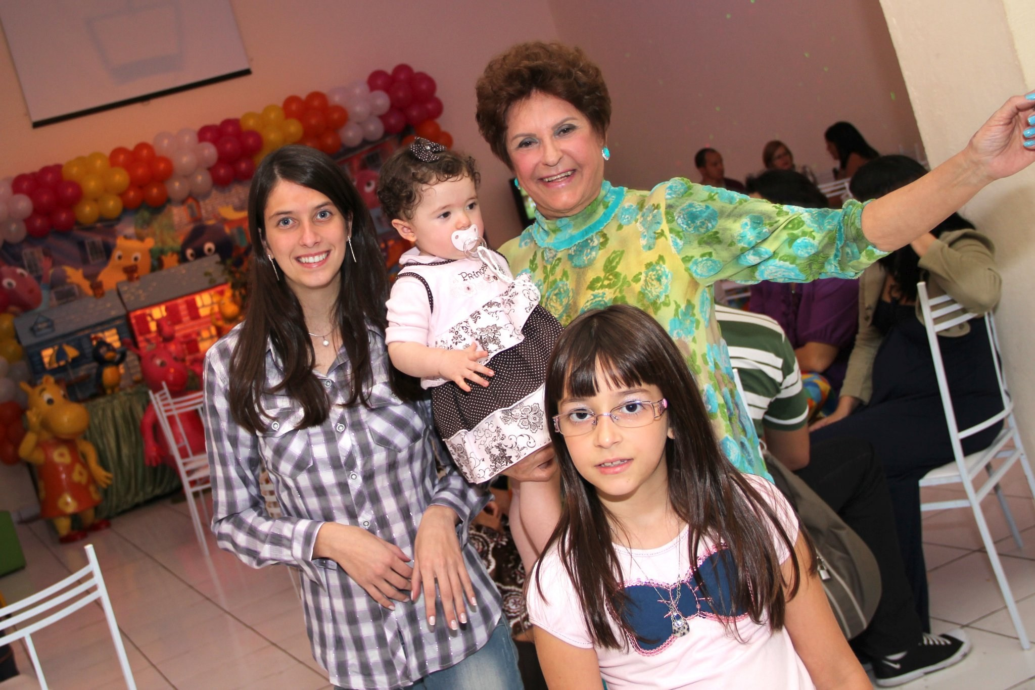 Gaby 1 ano — 27/05/2012. Luiz Medeiros Produções