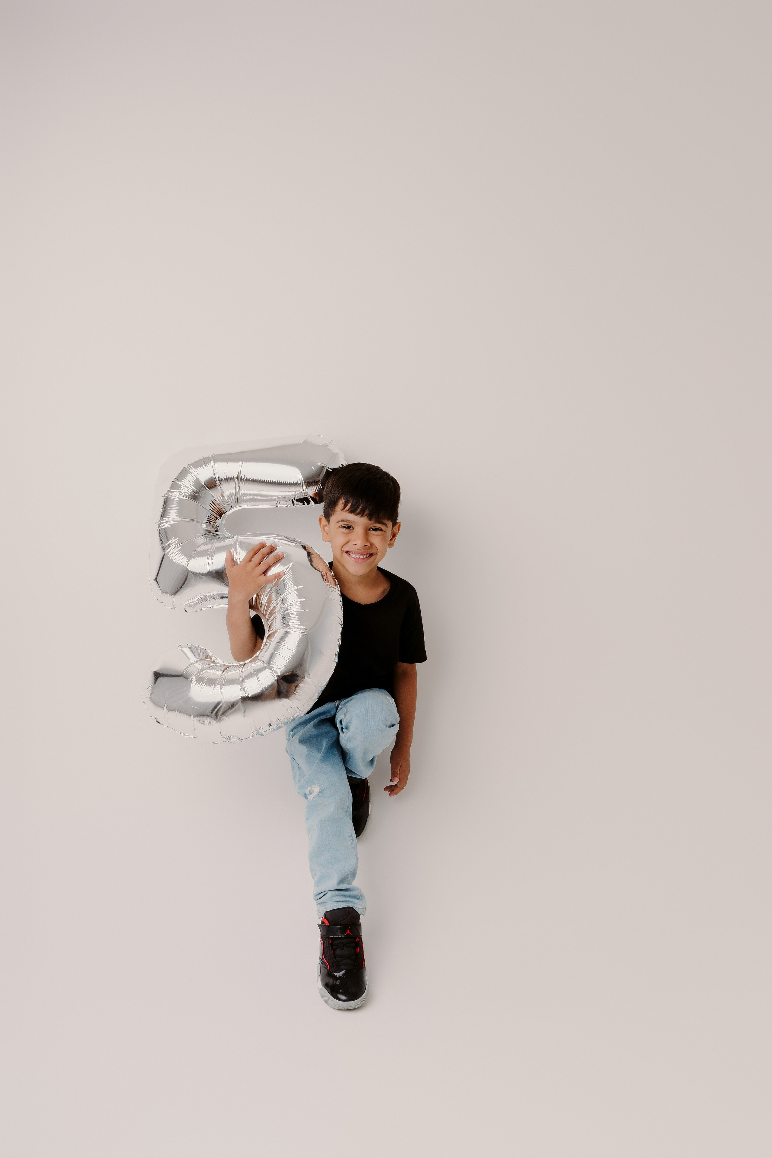 Ensaio de aniversário 5 anos de Miguel | Fotografia Infantil em estúdio Vitória da Conquista. Estúdio Natani Fotografia