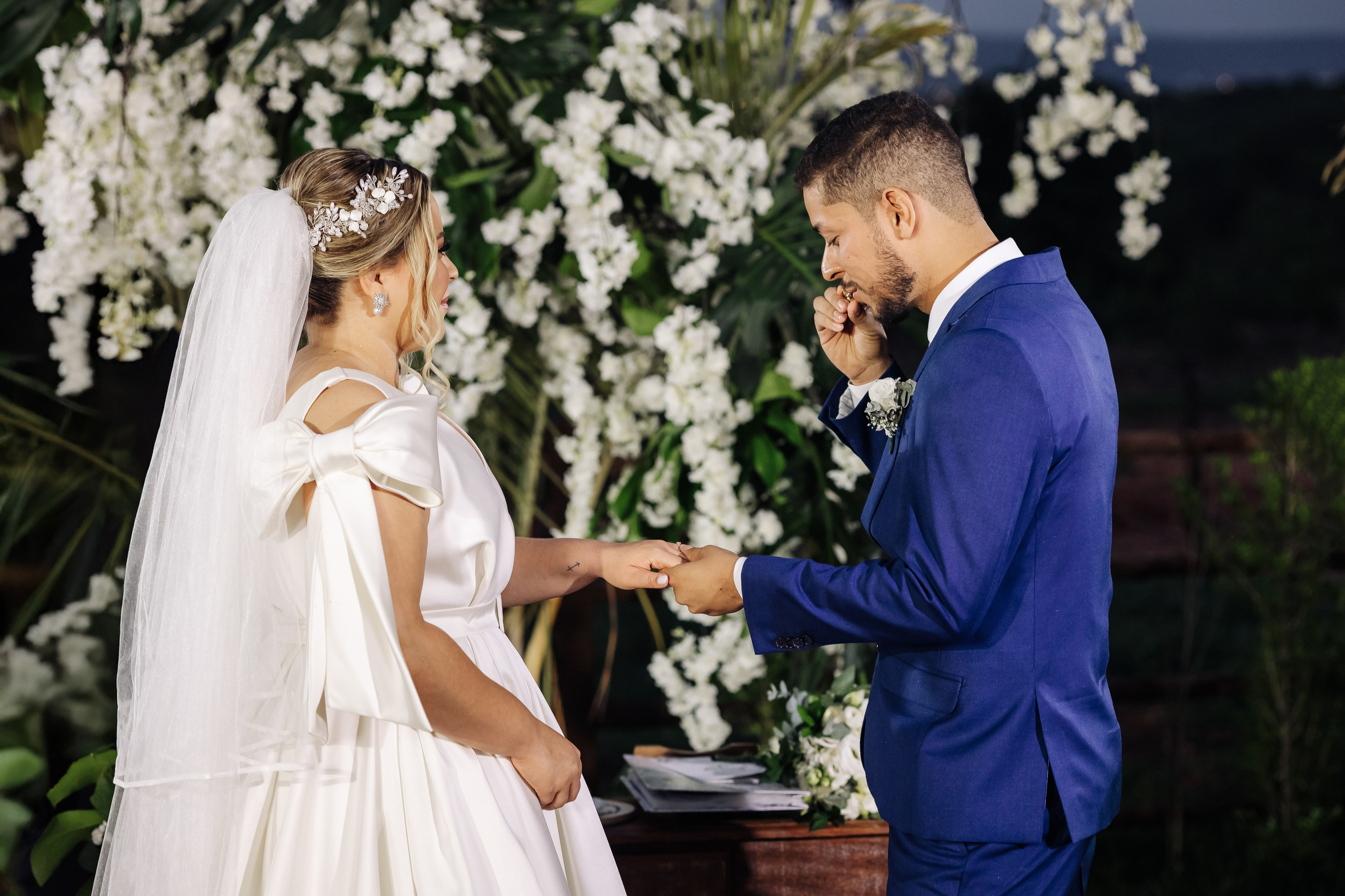 Britany e Rodrigo. Fotografia de casamento, Gestante e 15 anos| Montes Claros/MG