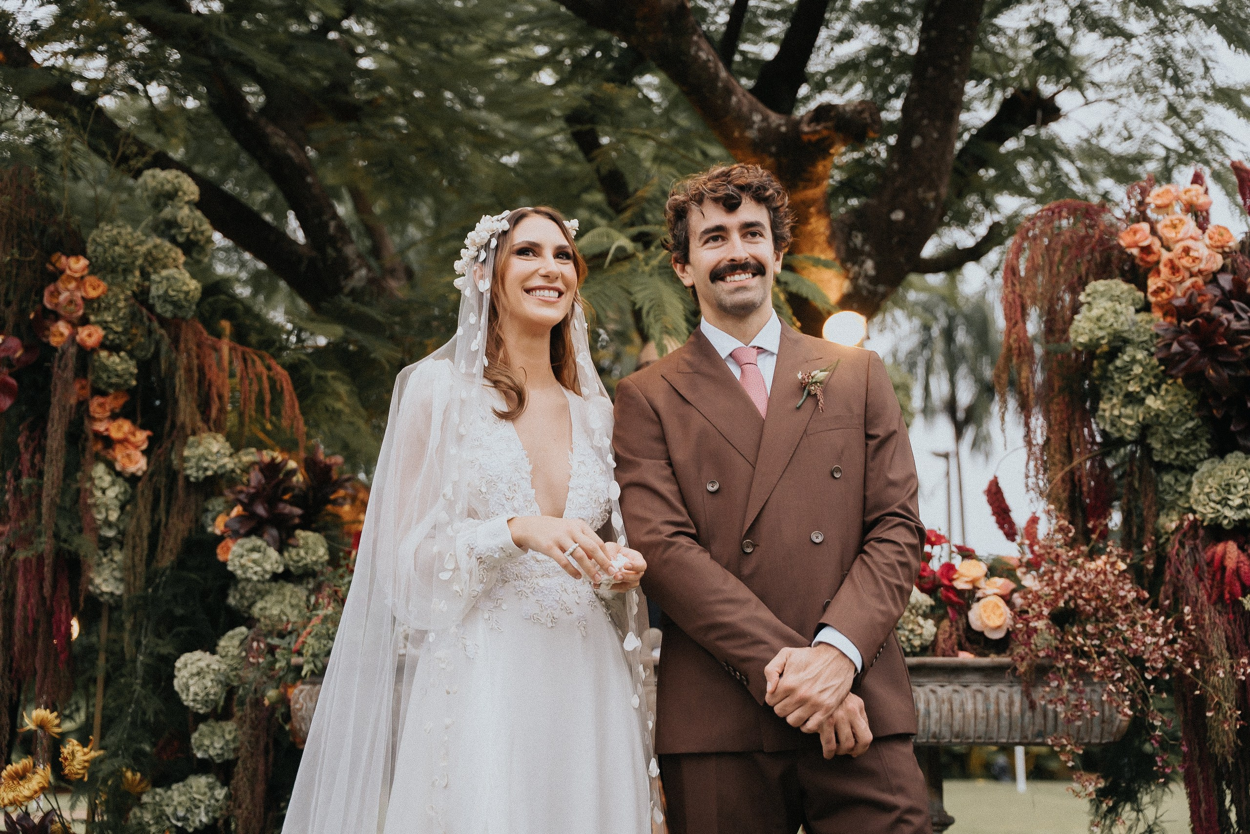 Casamento ao ar livre no pôr do sol em Mandaguari | Gabi e Afonso