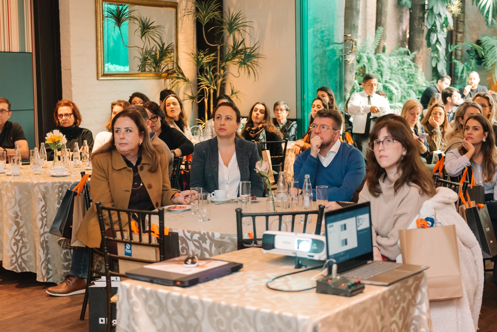 Fotografia de Eventos Corporativos em São Paulo. Fotografia corporativa profissional em São Paulo. Eventos corporativos, retratos empresariais e imagens institucionais para empresas