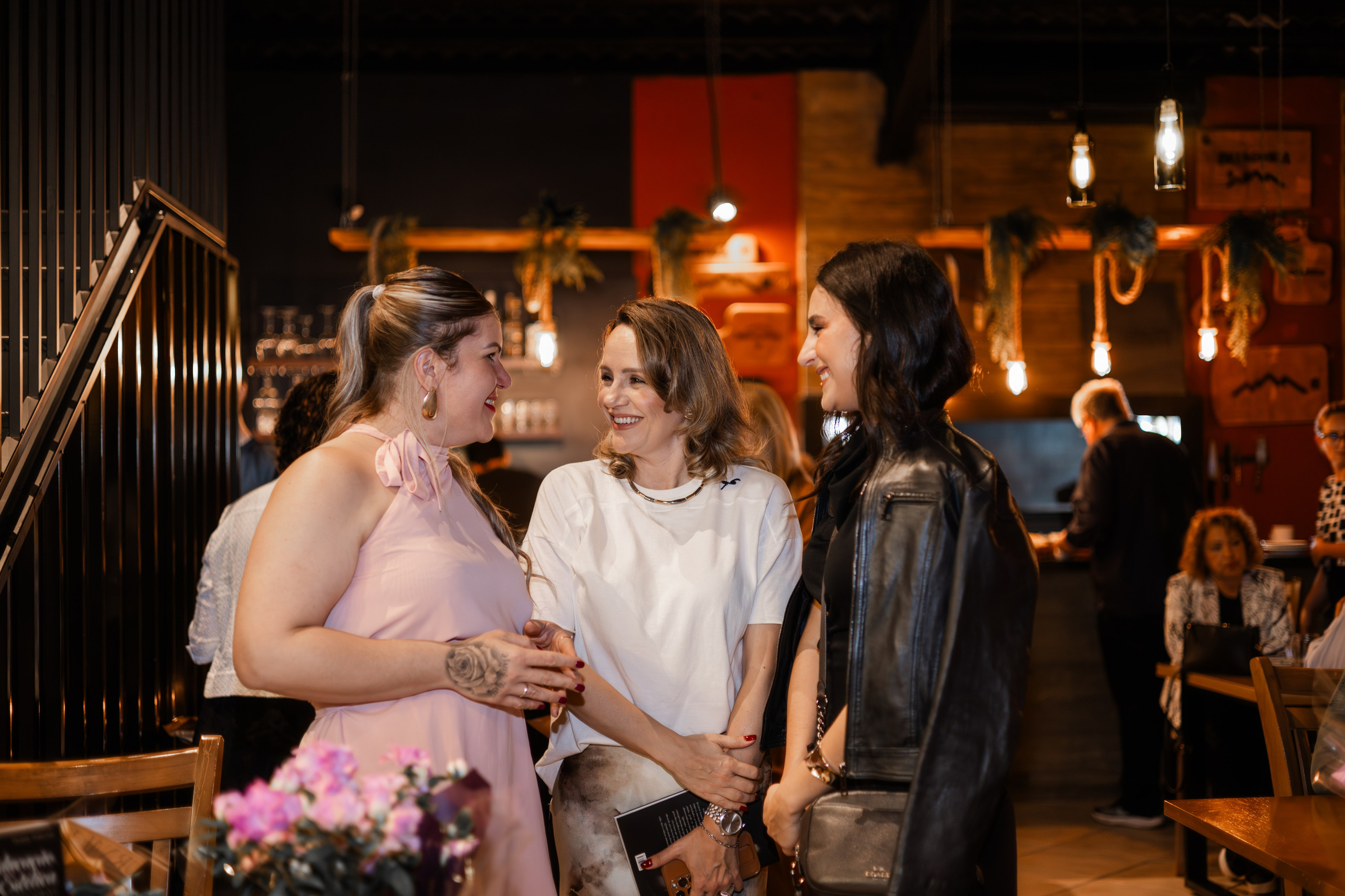 Lançamento de Livro Vivi Princival. Lumiere Filmes e Fotos