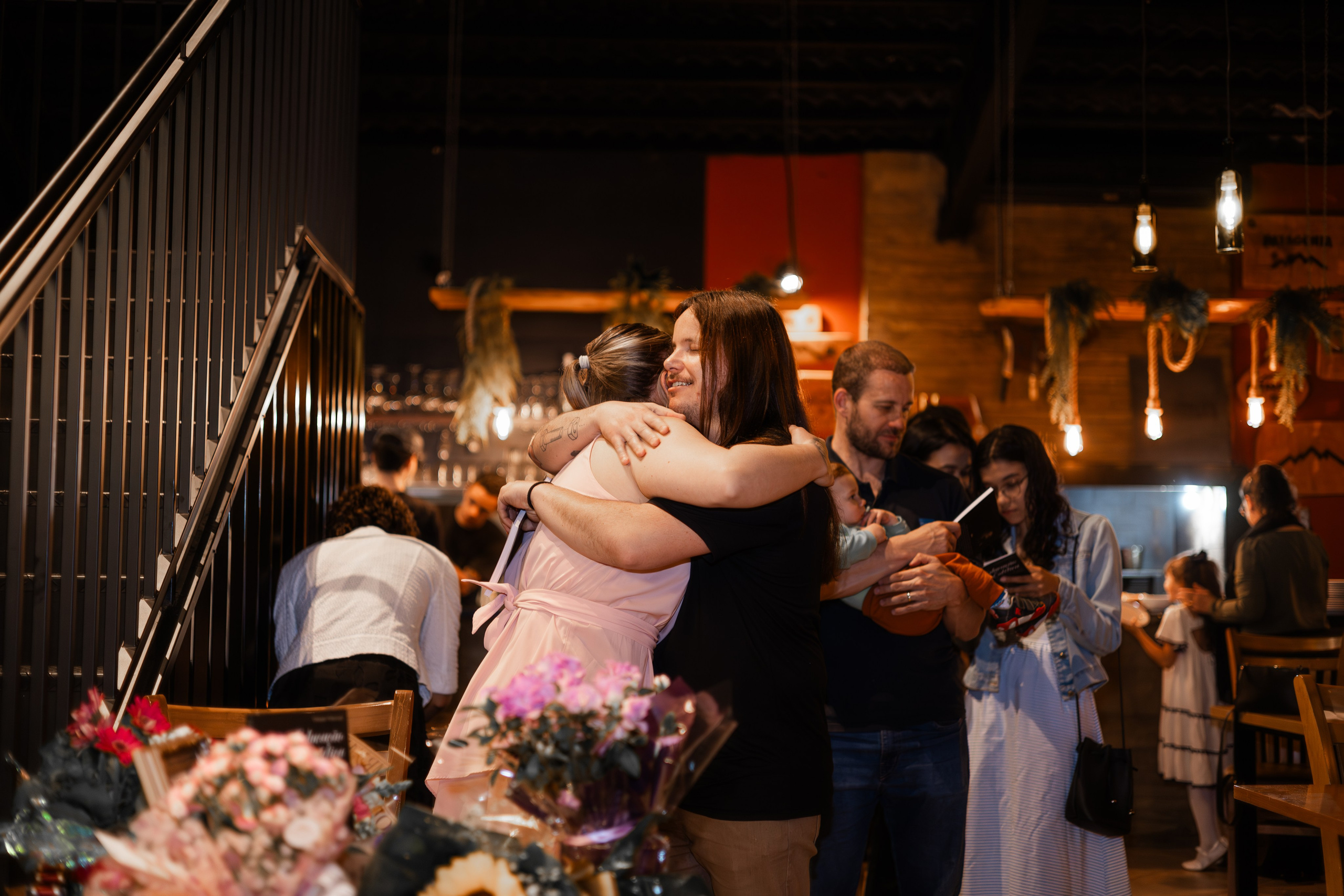 Lançamento de Livro Vivi Princival. Lumiere Filmes e Fotos