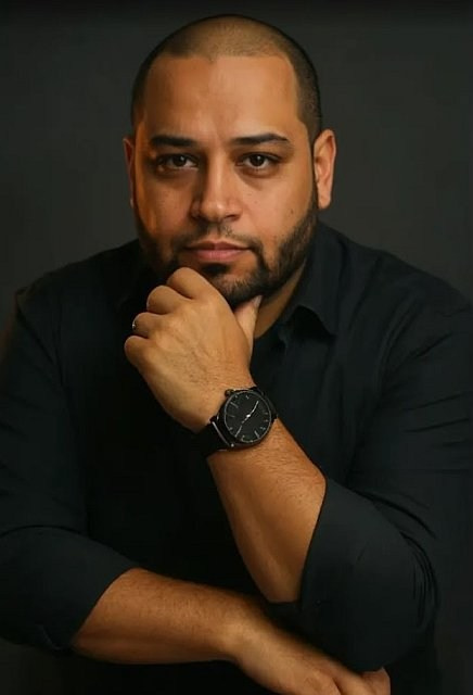 Sobre mim. Luiz Medeiros Produções