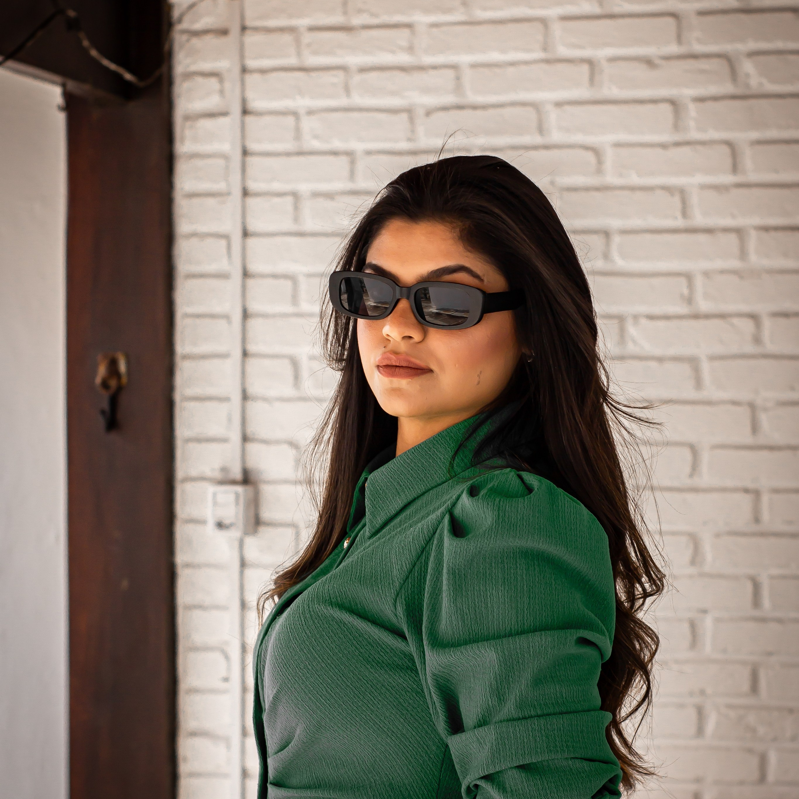 GREEN