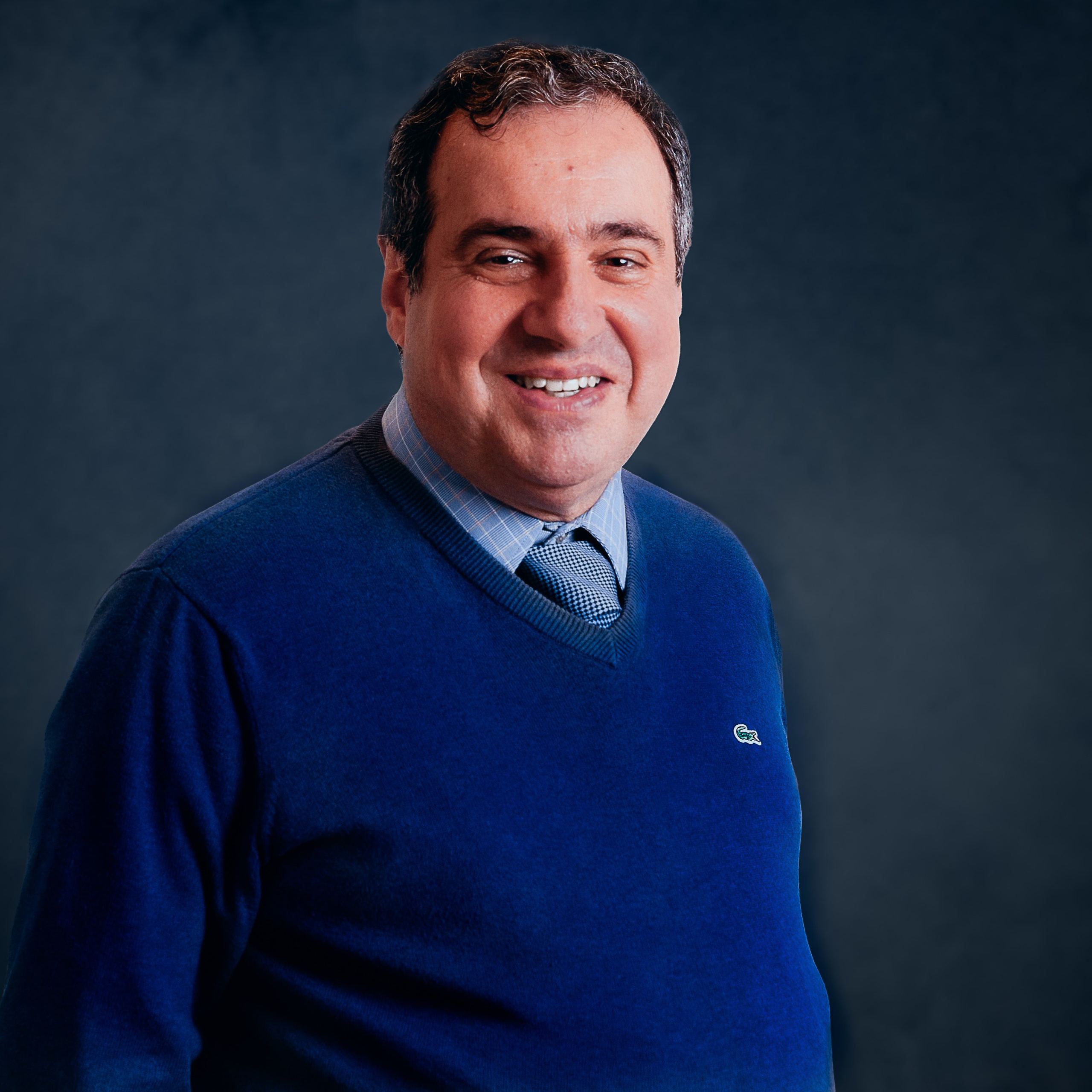 Dr. Mário Martinez