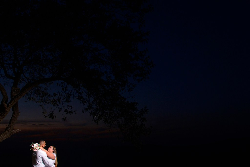 Flávio & Josiane — Morro do Capuava, Pirapora do Bom Jesus. Produtora Bride