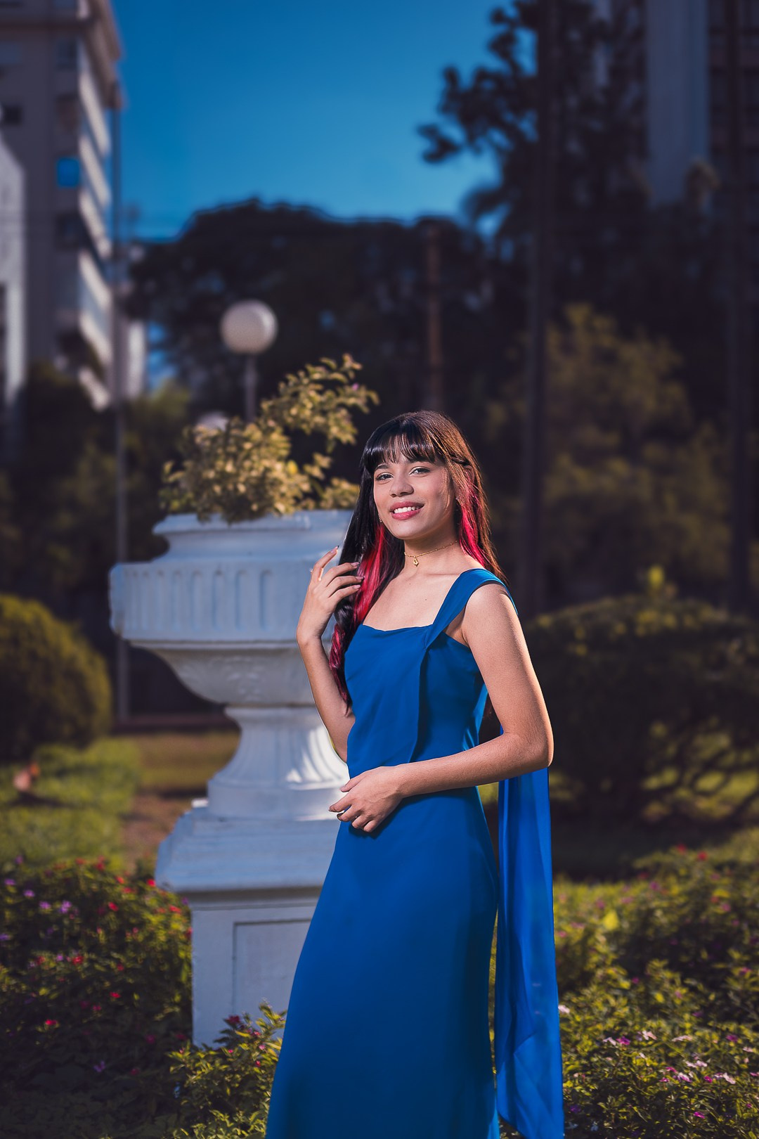 Ensaio fotográfico 15 anos debutante na praça do DMAE em Porto Alegre