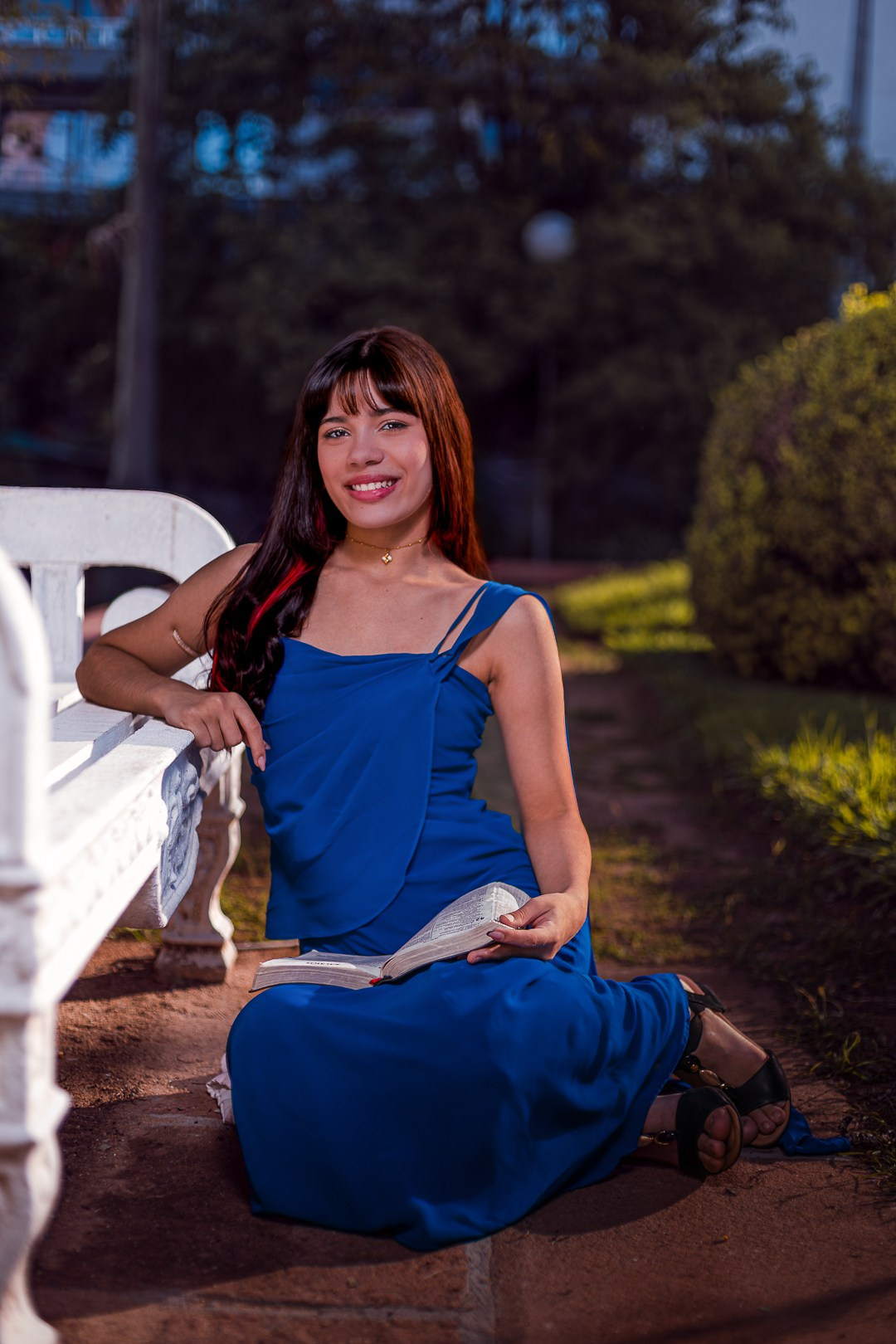 Ensaio fotográfico 15 anos debutante na praça do DMAE em Porto Alegre