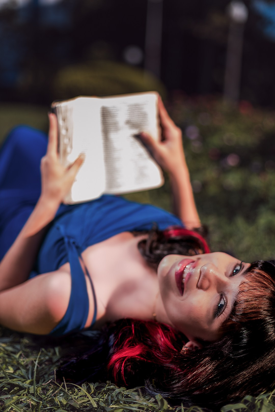 Ensaio fotográfico 15 anos debutante na praça do DMAE em Porto Alegre